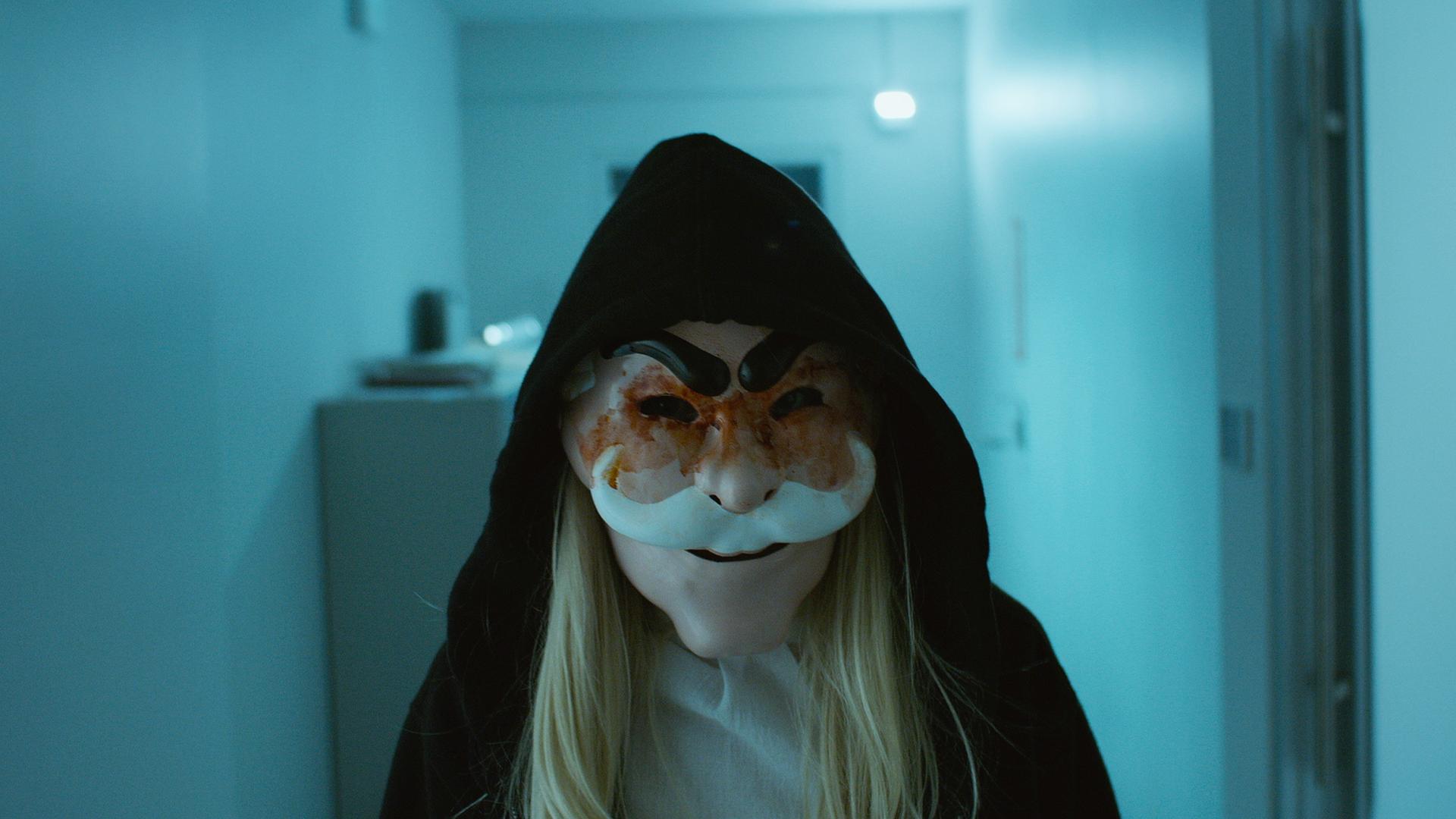 Still from eps3.4_runtime-error.r00