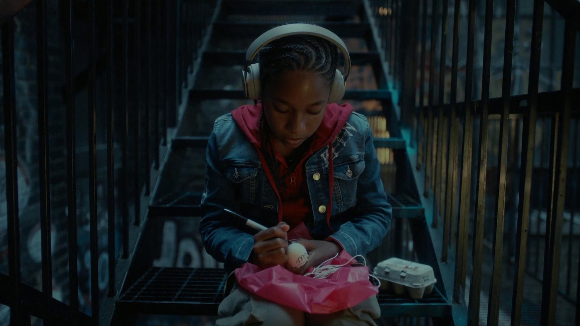 Still from Eyes Up