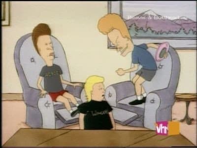 Still from Plate Frisbee