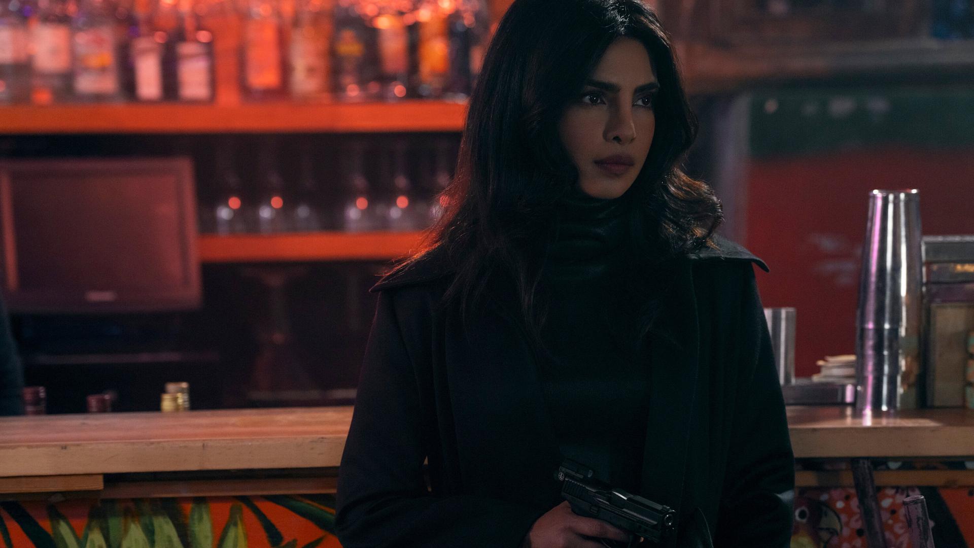 Still from Chinos