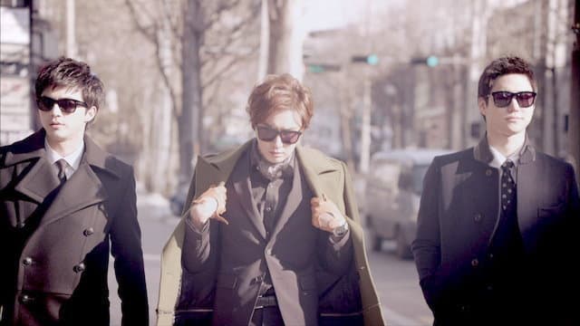 Still from Love Is to See Different Maps at Times.