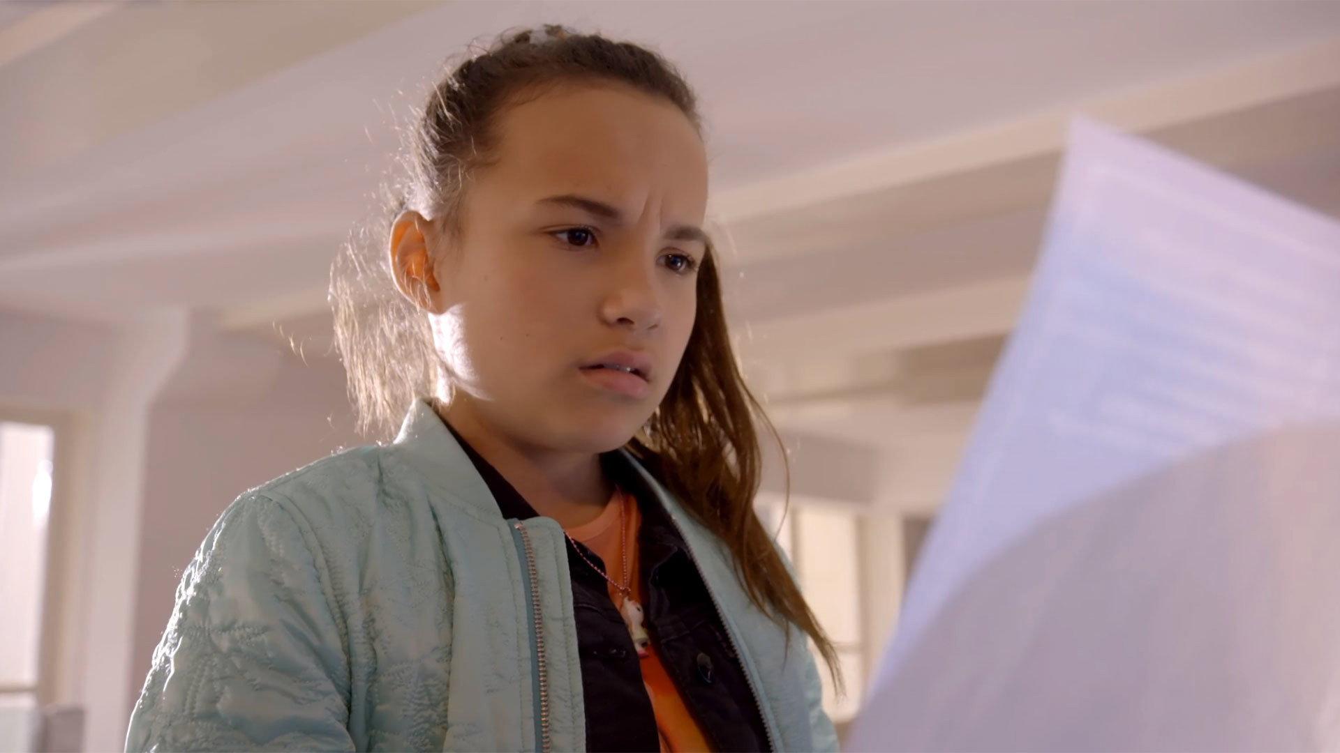 Still from Undercover