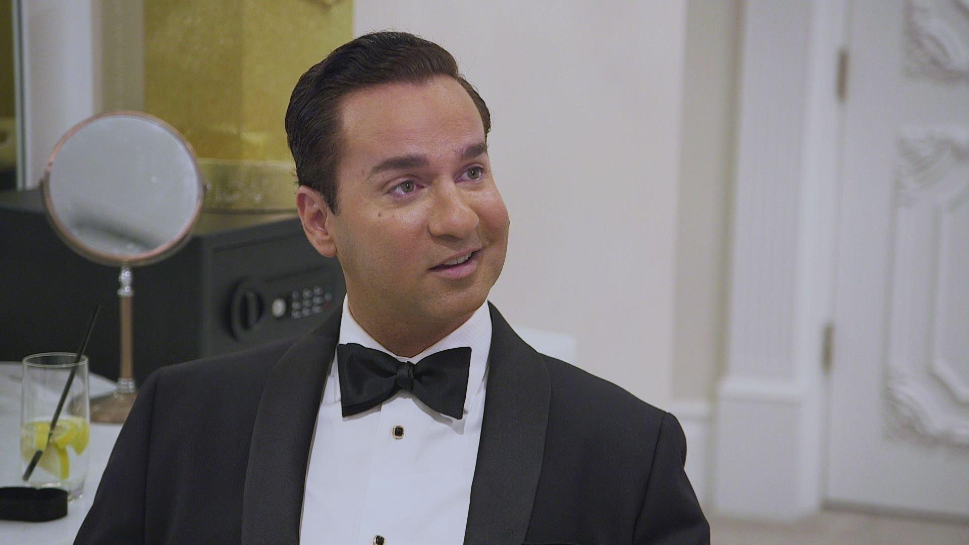 Still from The Hitch-uation, Pt. 1