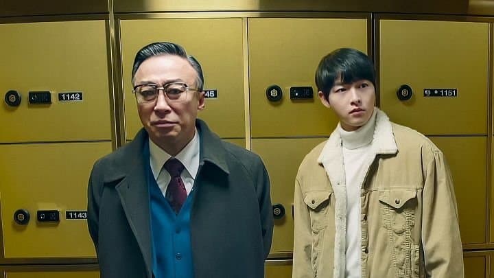 Still from Foresight or Just Luck