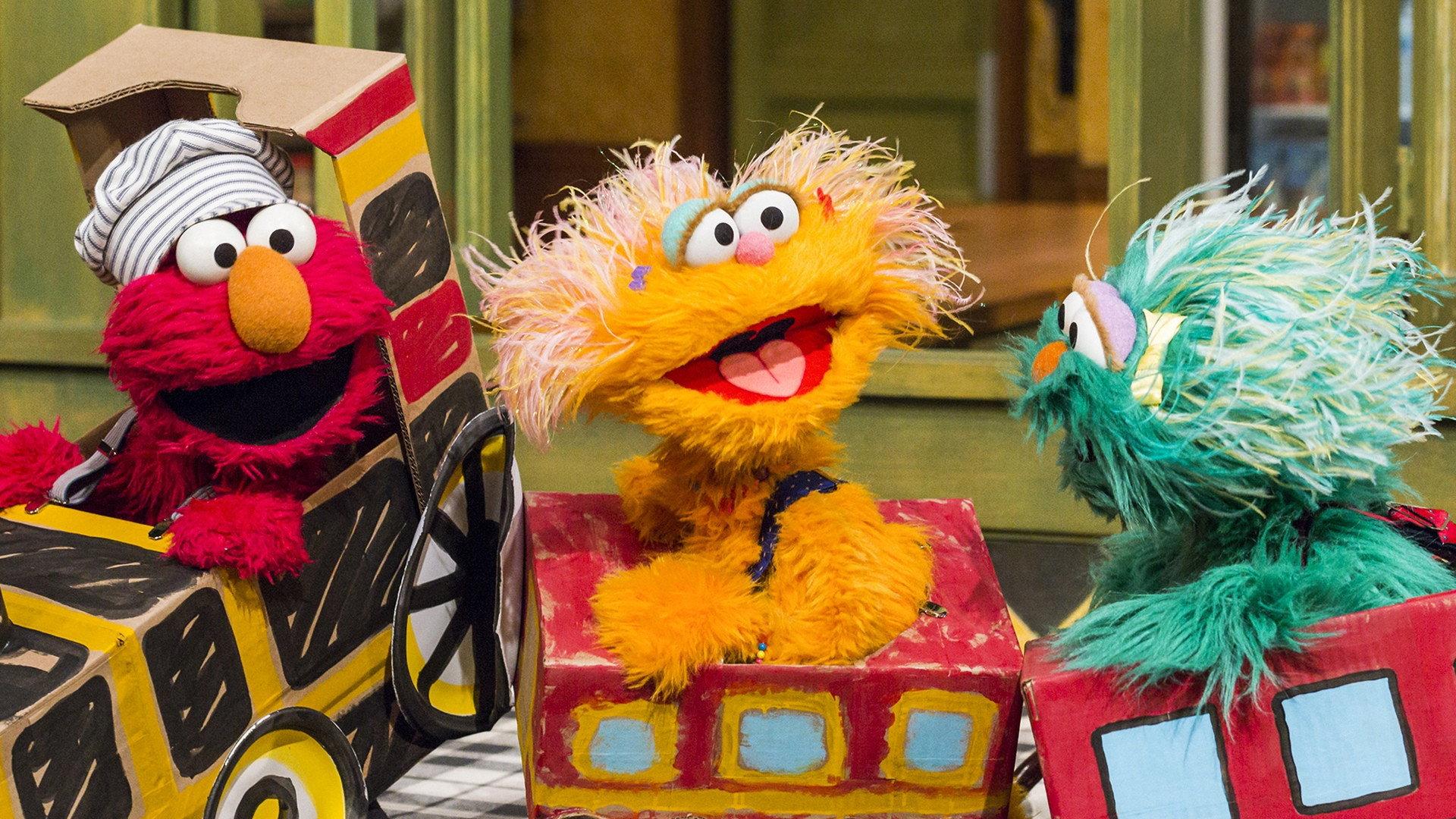 Still from Elmo's Happy Little Train