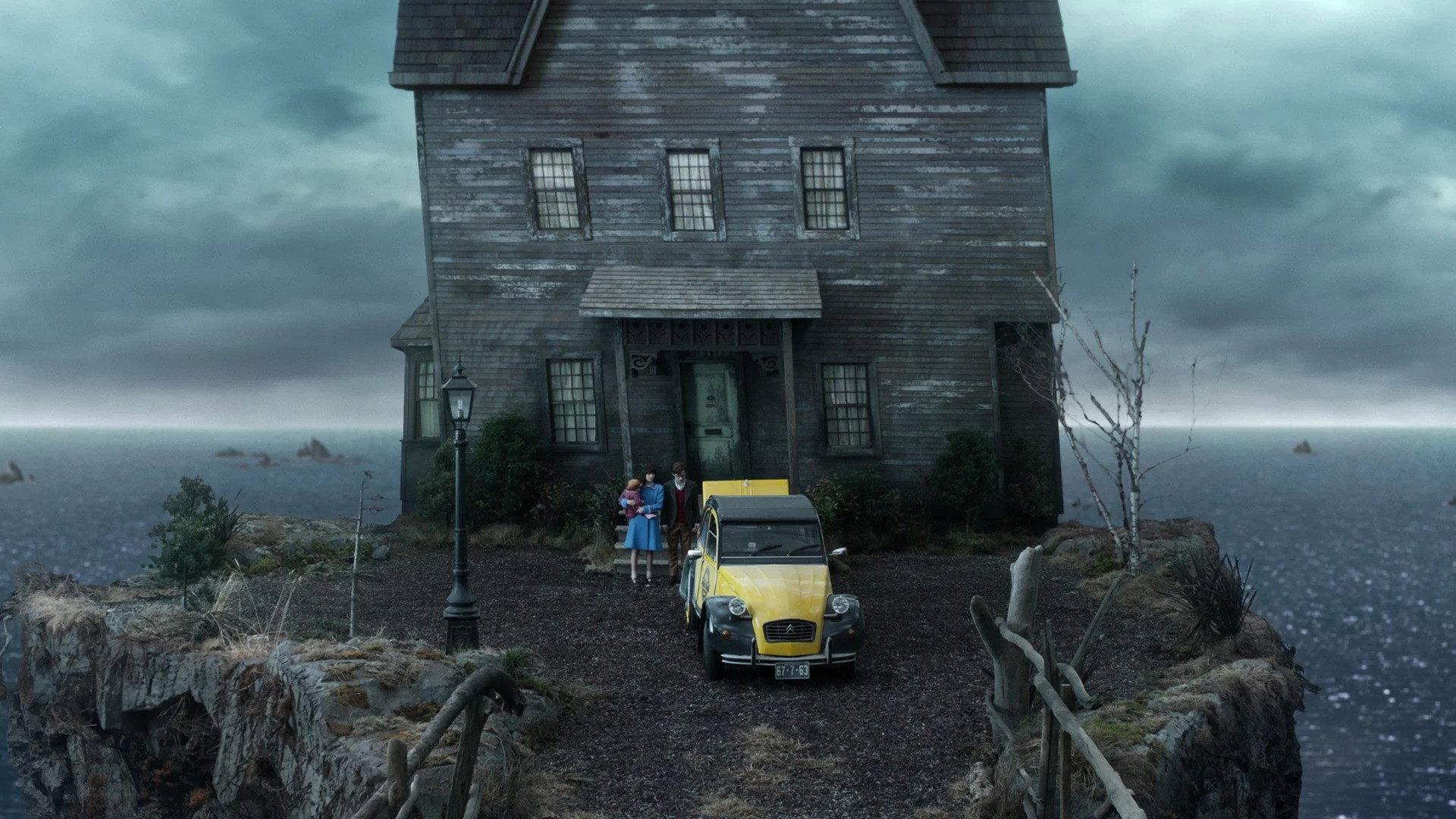 Still from The Wide Window (1)