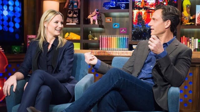 Still from Jennifer Nettles & Tony Goldwyn