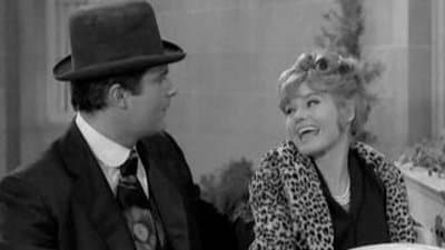 Still from The Movie Starlet