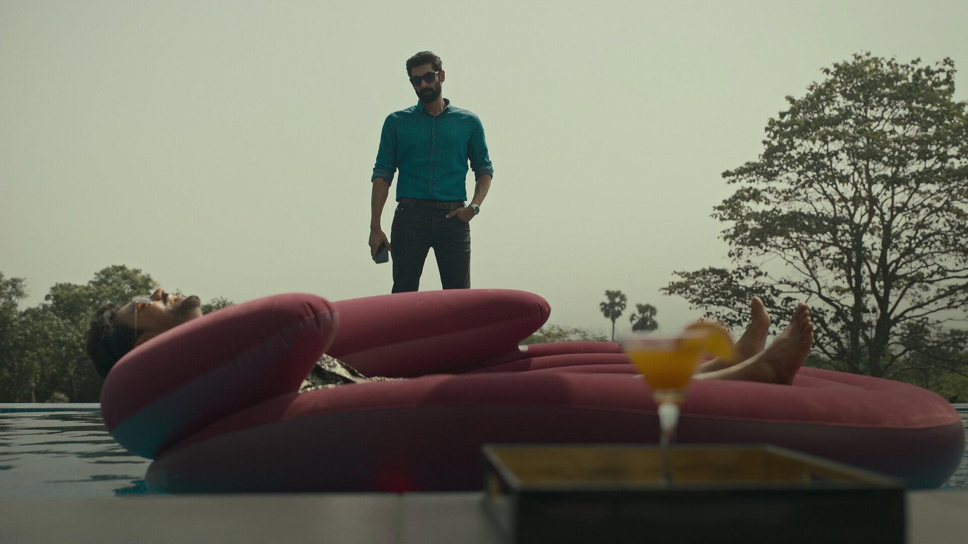 Still from Teen karod