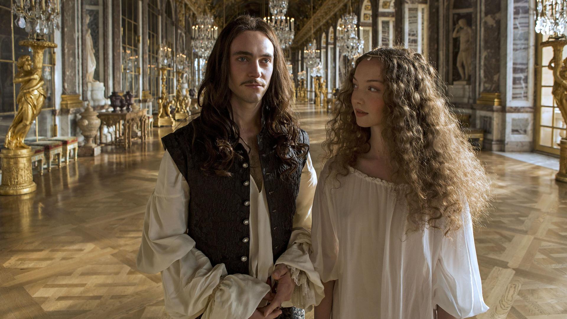 Still from Welcome to Versailles