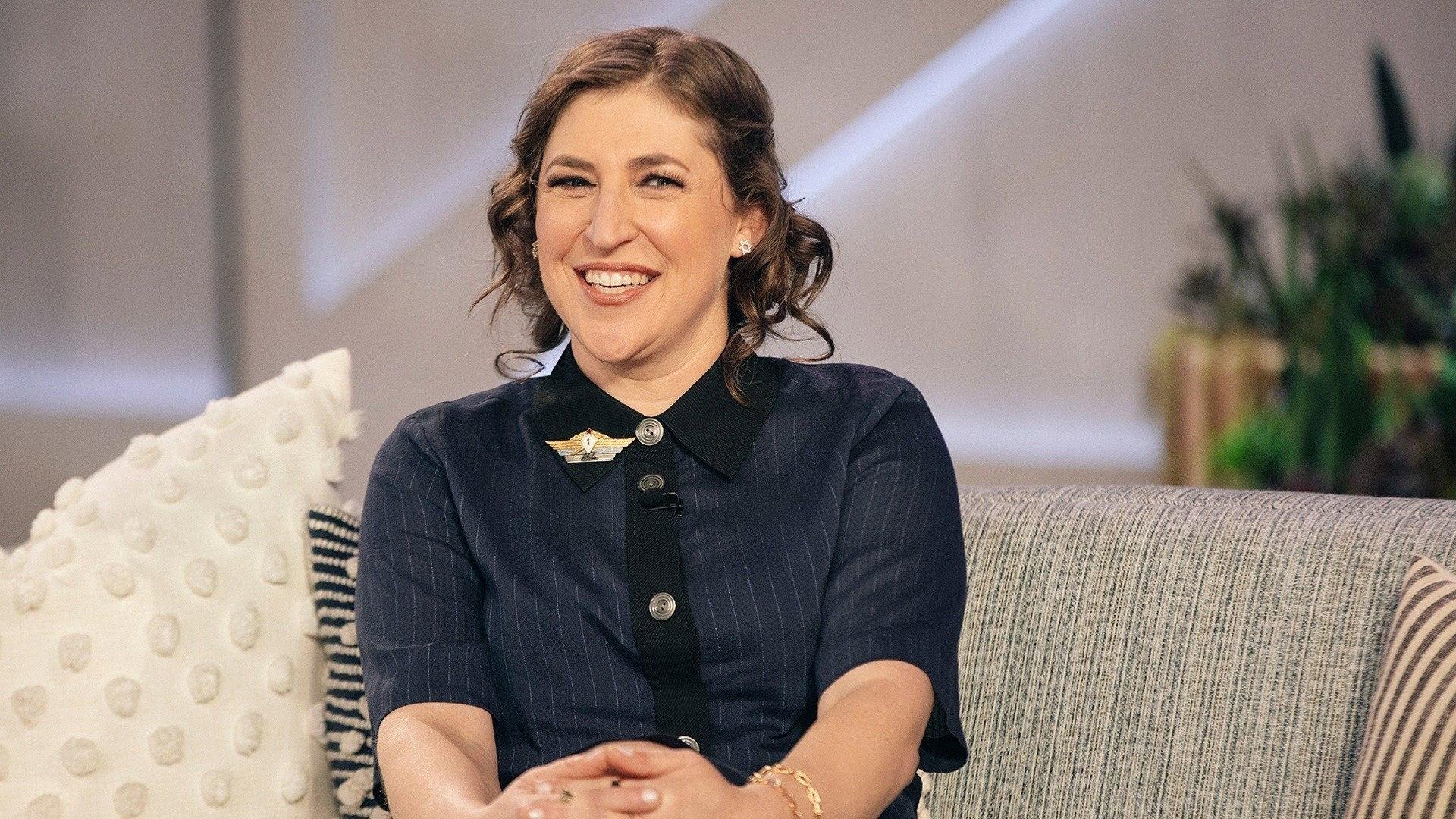 Still from Mayim Bialik, Chrishell Stause