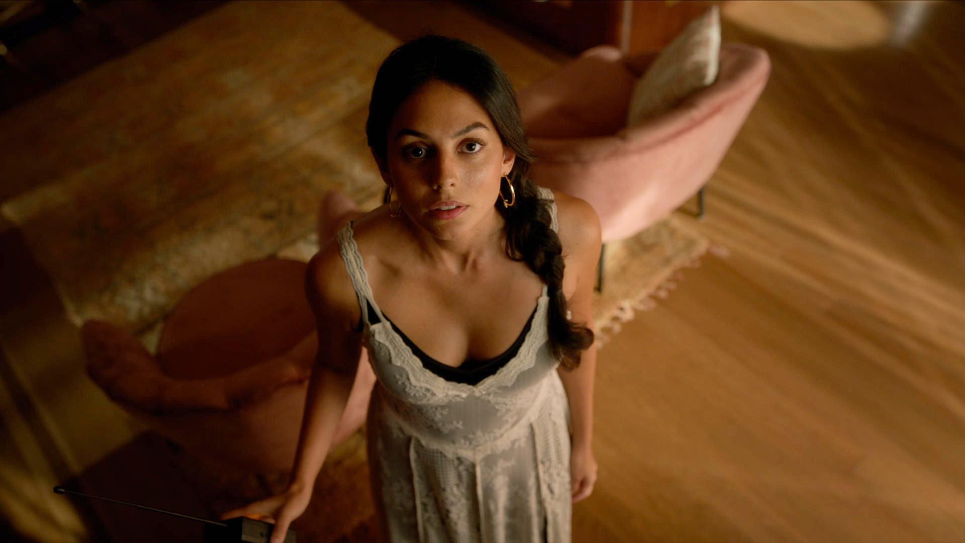 Still from Exquisite