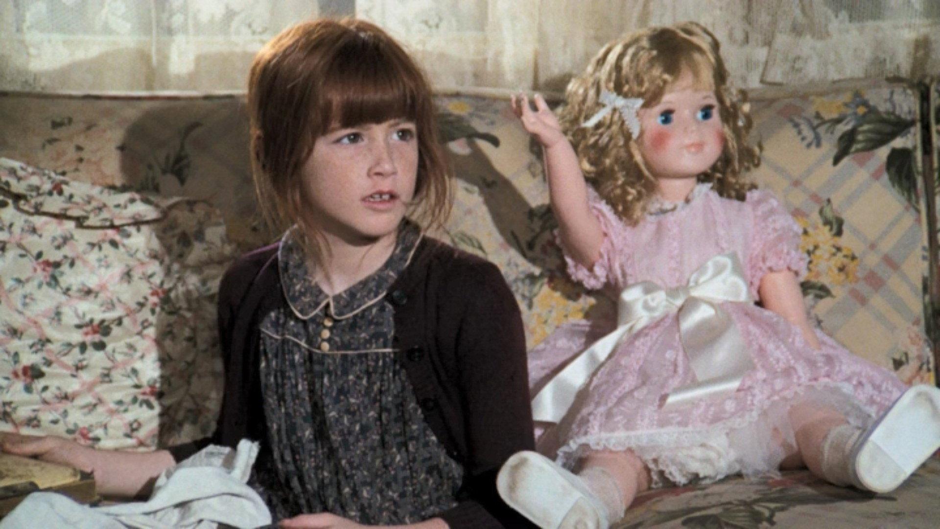 Still from The Five Foot Shelf