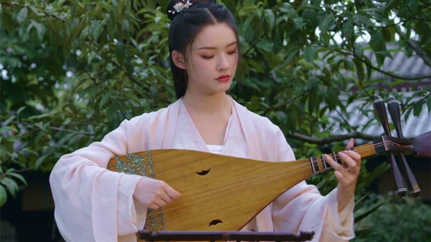 Still from Independence