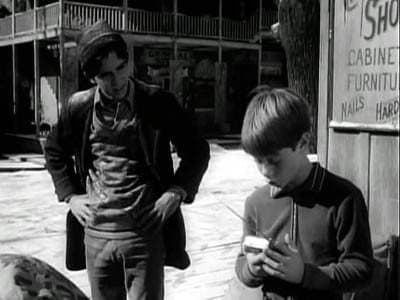 Still from Return from Outer Space