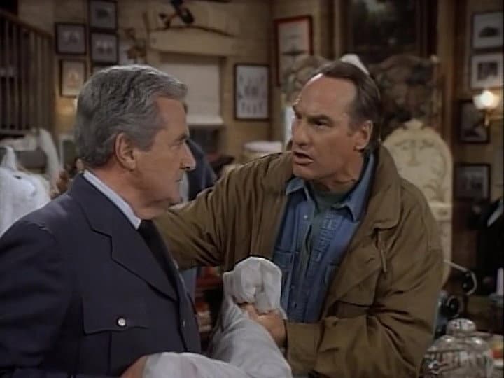 Still from Dresswreckers