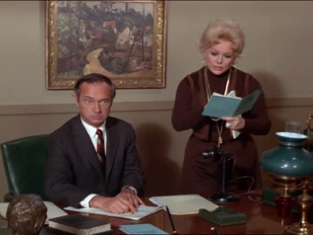 Still from Lisa the Psychologist