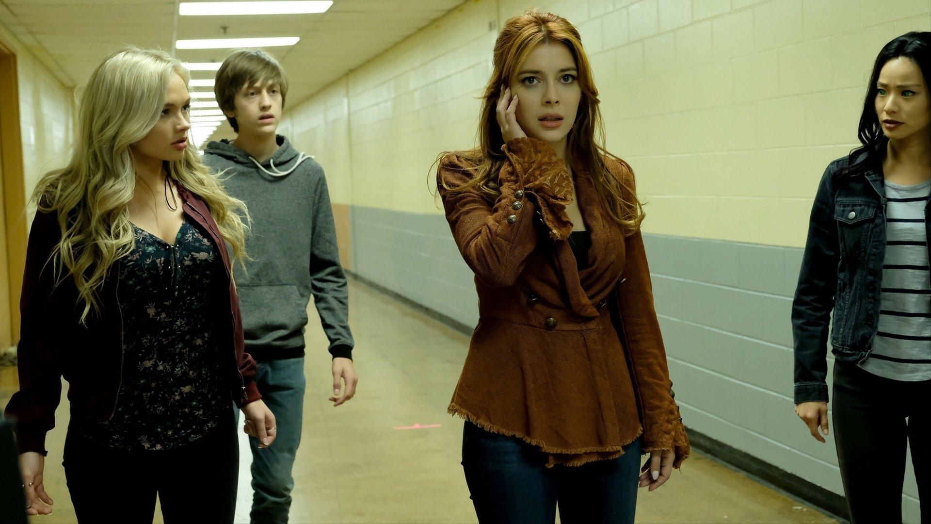 Still from outfoX