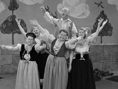 Still from The Operetta
