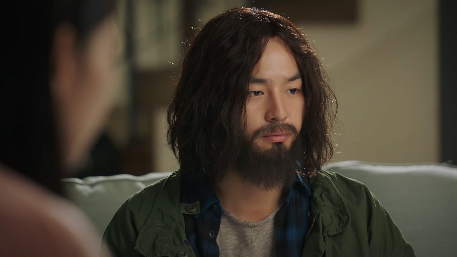 Still from Elegant Ghost