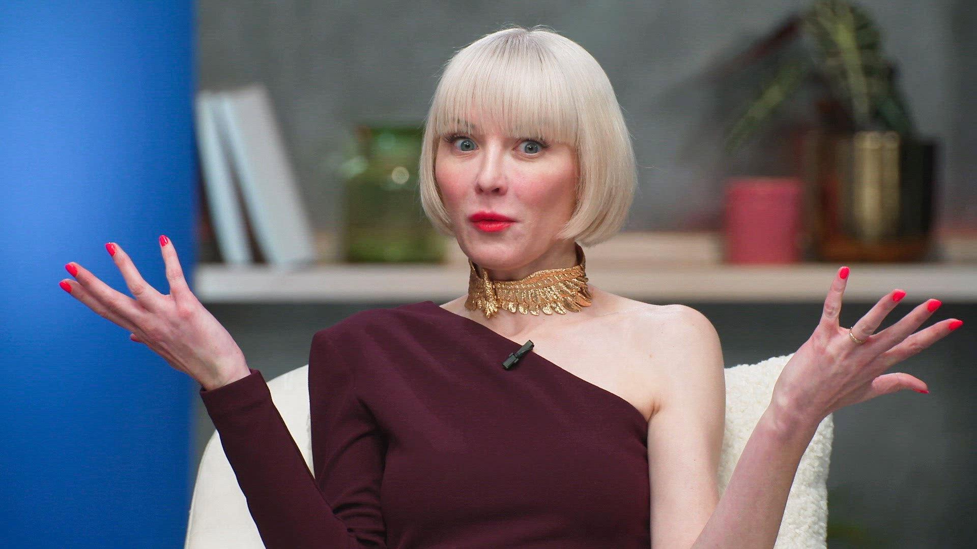 Still from Tell All (3)