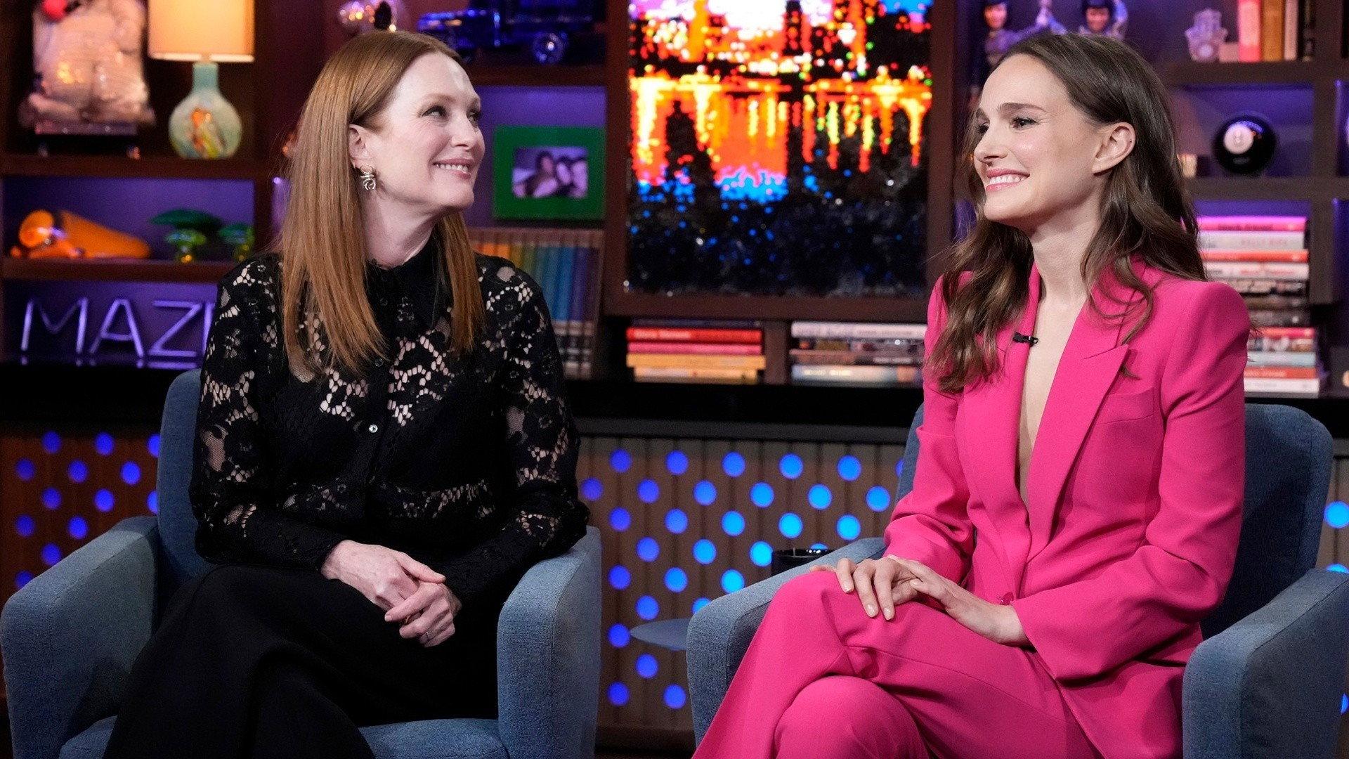 Still from Natalie Portman and Julianne Moore