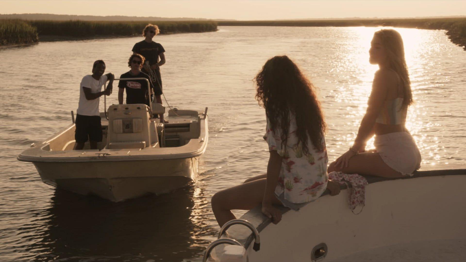 Still from Parcel 9