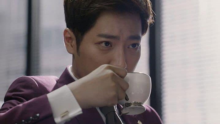 Still from Catch Me If You Can (2)