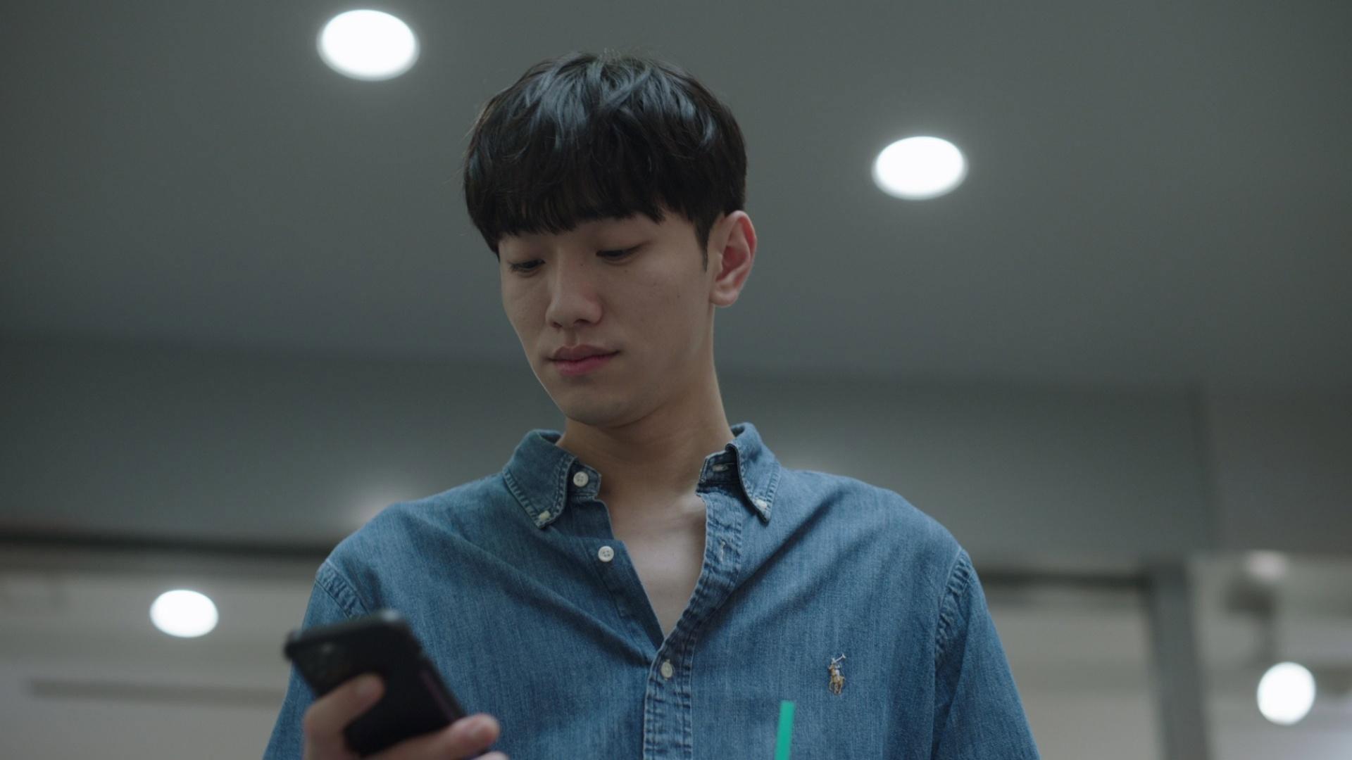 Still from Late Rainy Season (2)