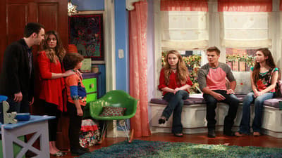 Still from Girl Meets Texas (3)