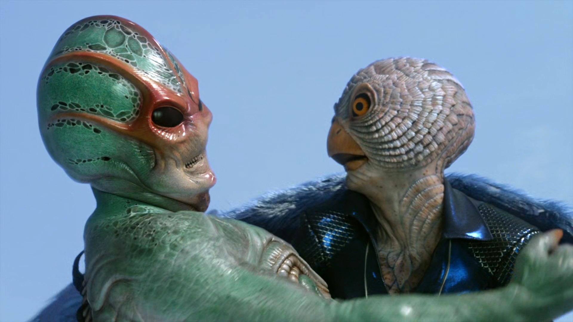 Still from Lovebird