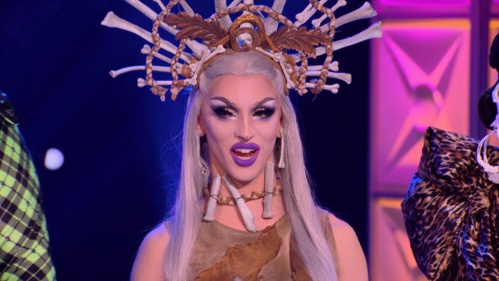 Still from Evil Twins