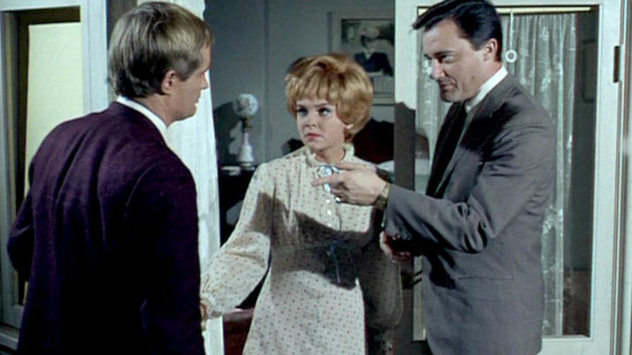 Still from The Bridge of Lions Affair (2)