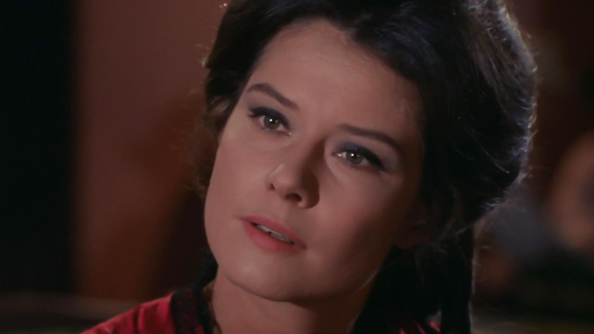 Still from Linda