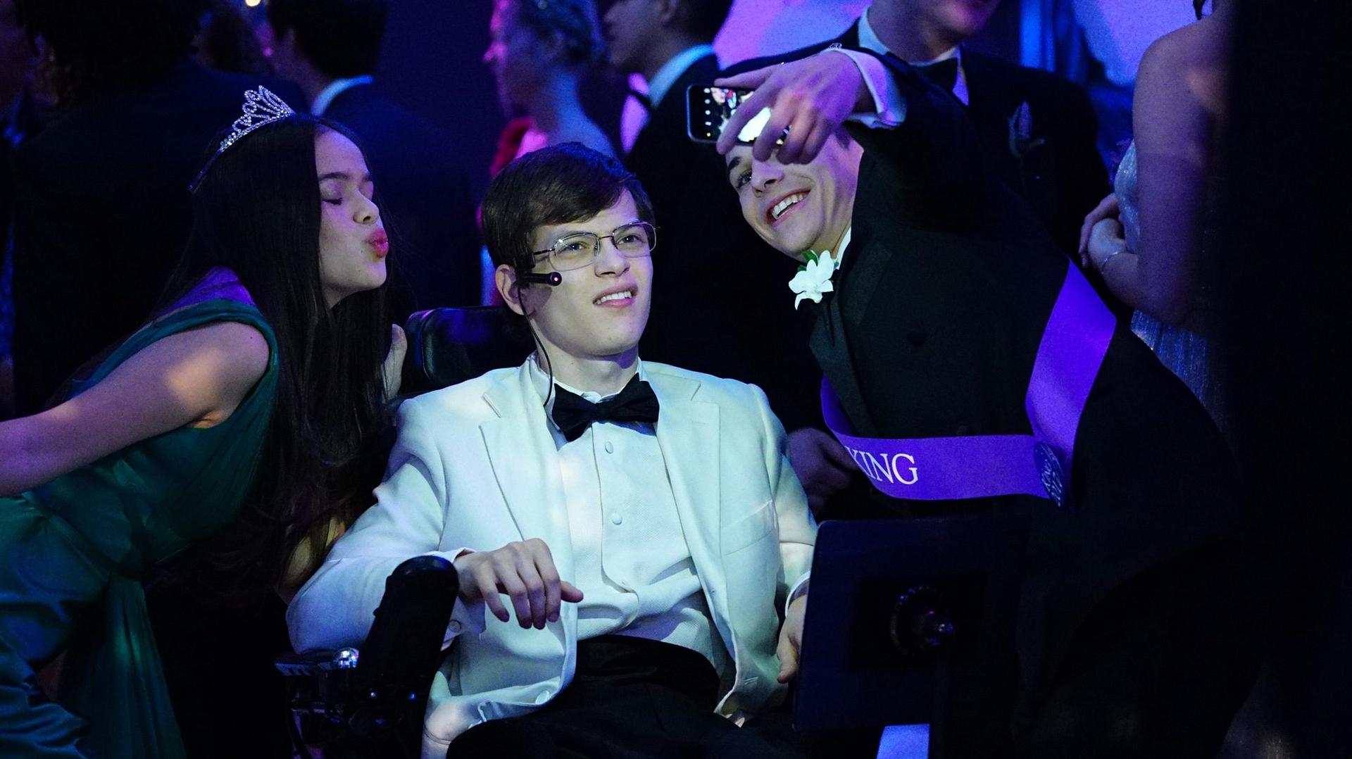 Still from P-R–PROM
