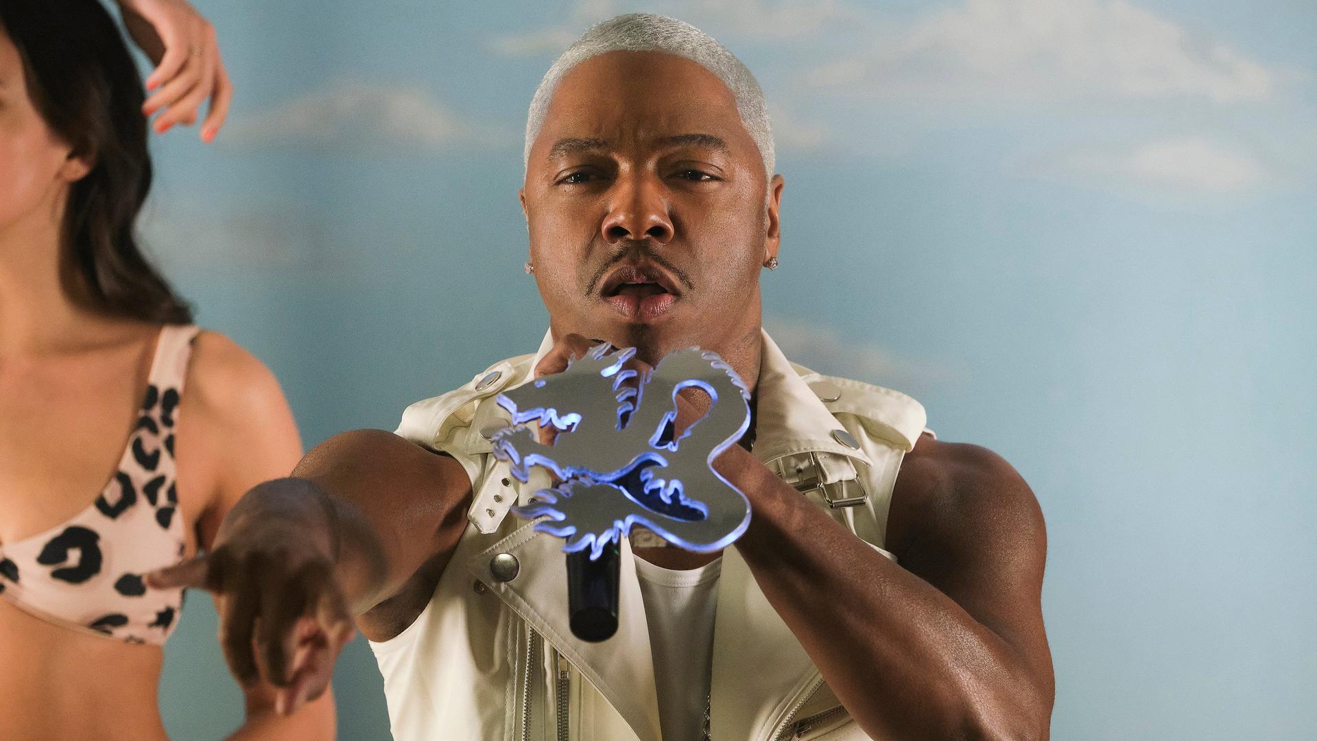 Still from Swan Thong