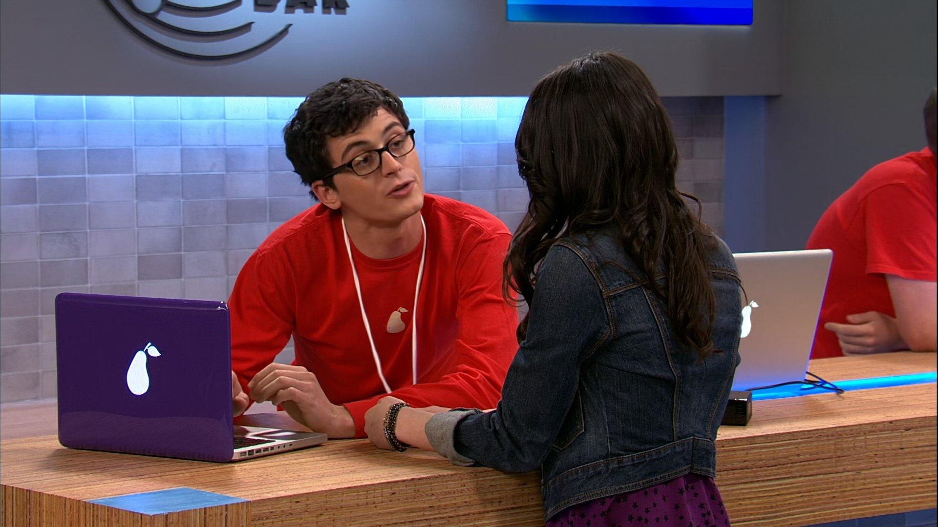 Still from iPear Store
