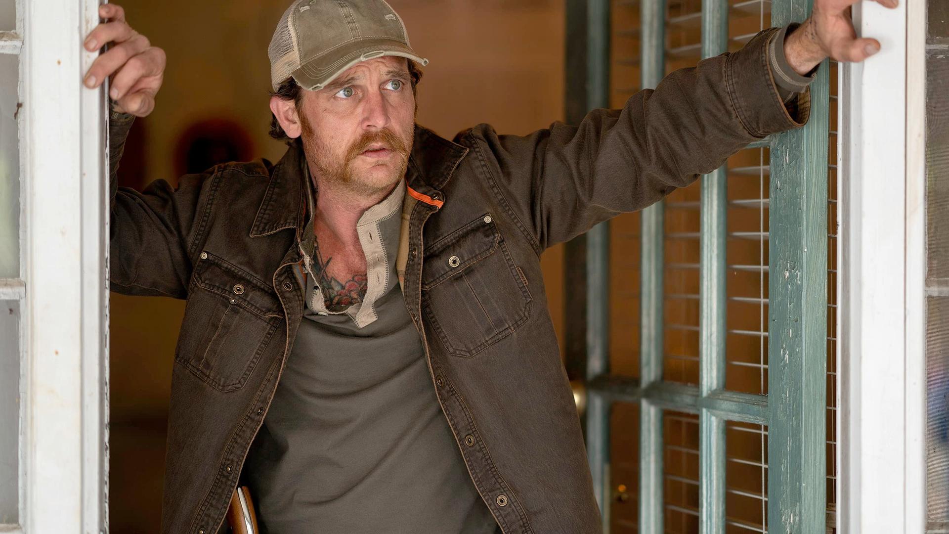 Still from Mums / Queen Bee