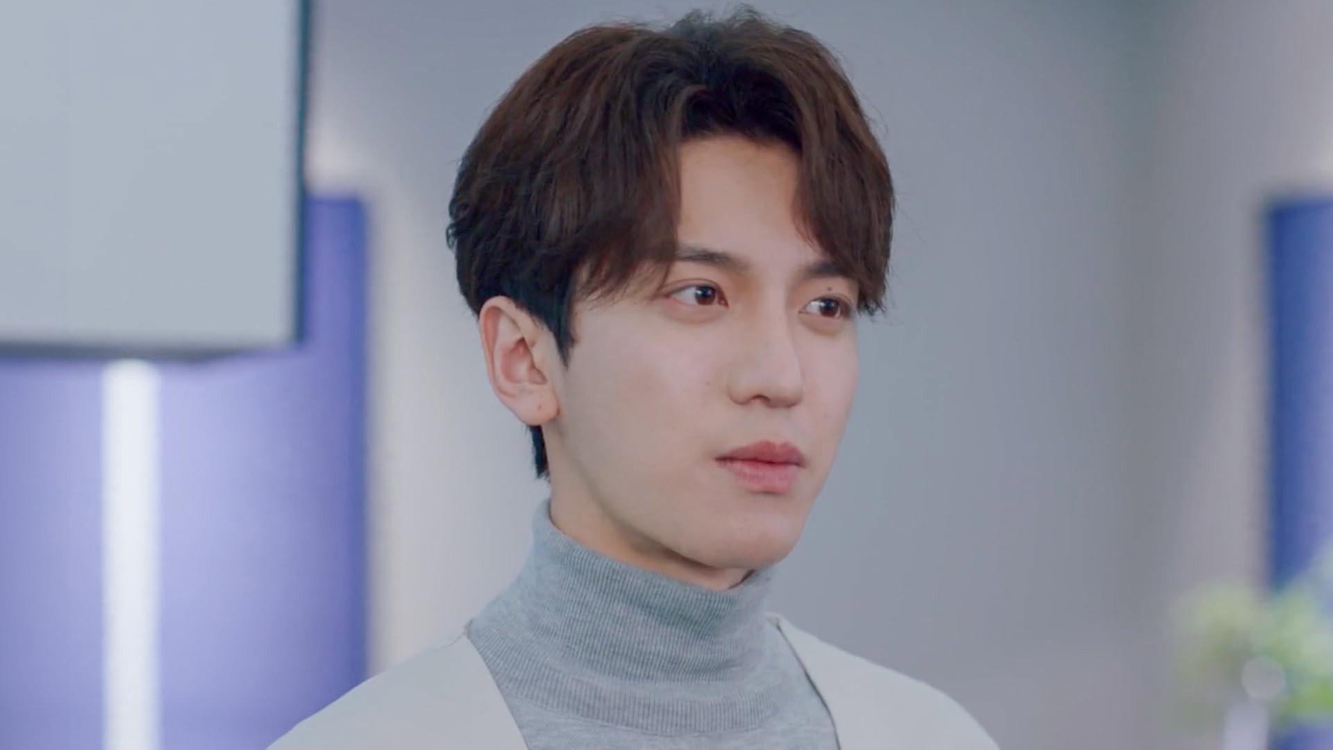 Still from My Girlfriend Is An Alien