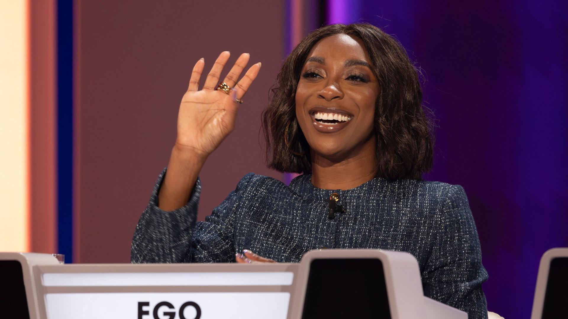 Still from Ego Nwodim, Jackie Tohn, Triumph the Insult Comic Dog, Andrea Martin, Thomas Lennon, Pete Holmes