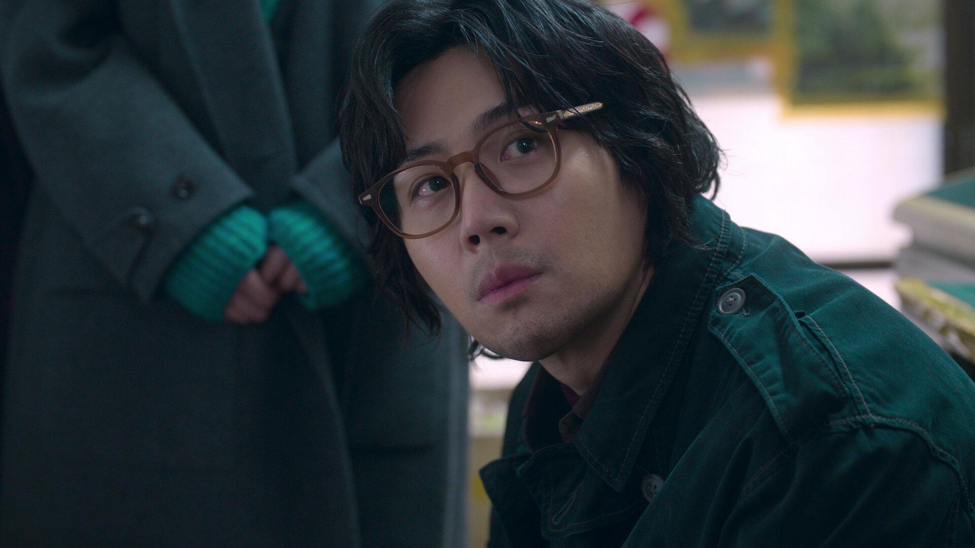 Still from The Storm Sweeps My Heart, the Love Rocks My Heart