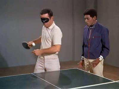 Still from Die, Spy