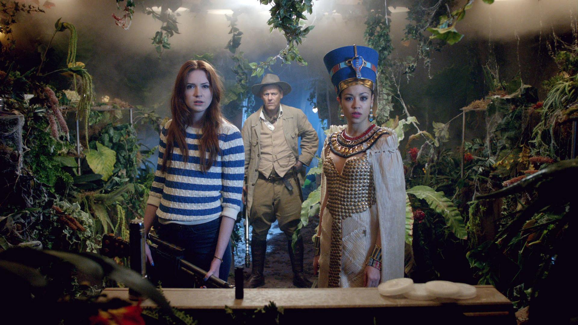 Still from Dinosaurs on a Spaceship