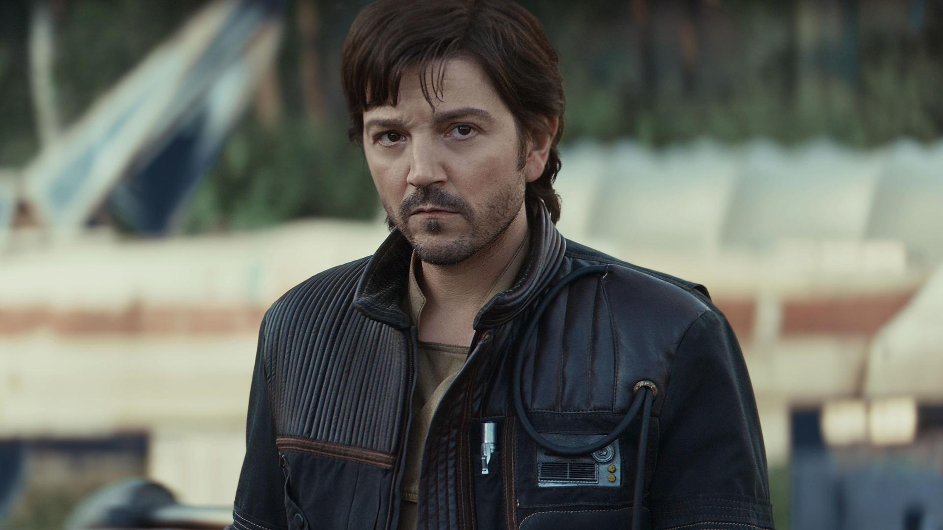 Still from Jedha, Kyber, Erso