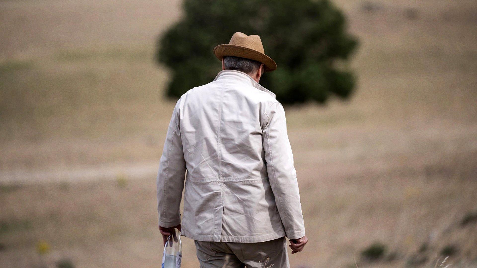Still from Raymond Reddington: Good Night (2)