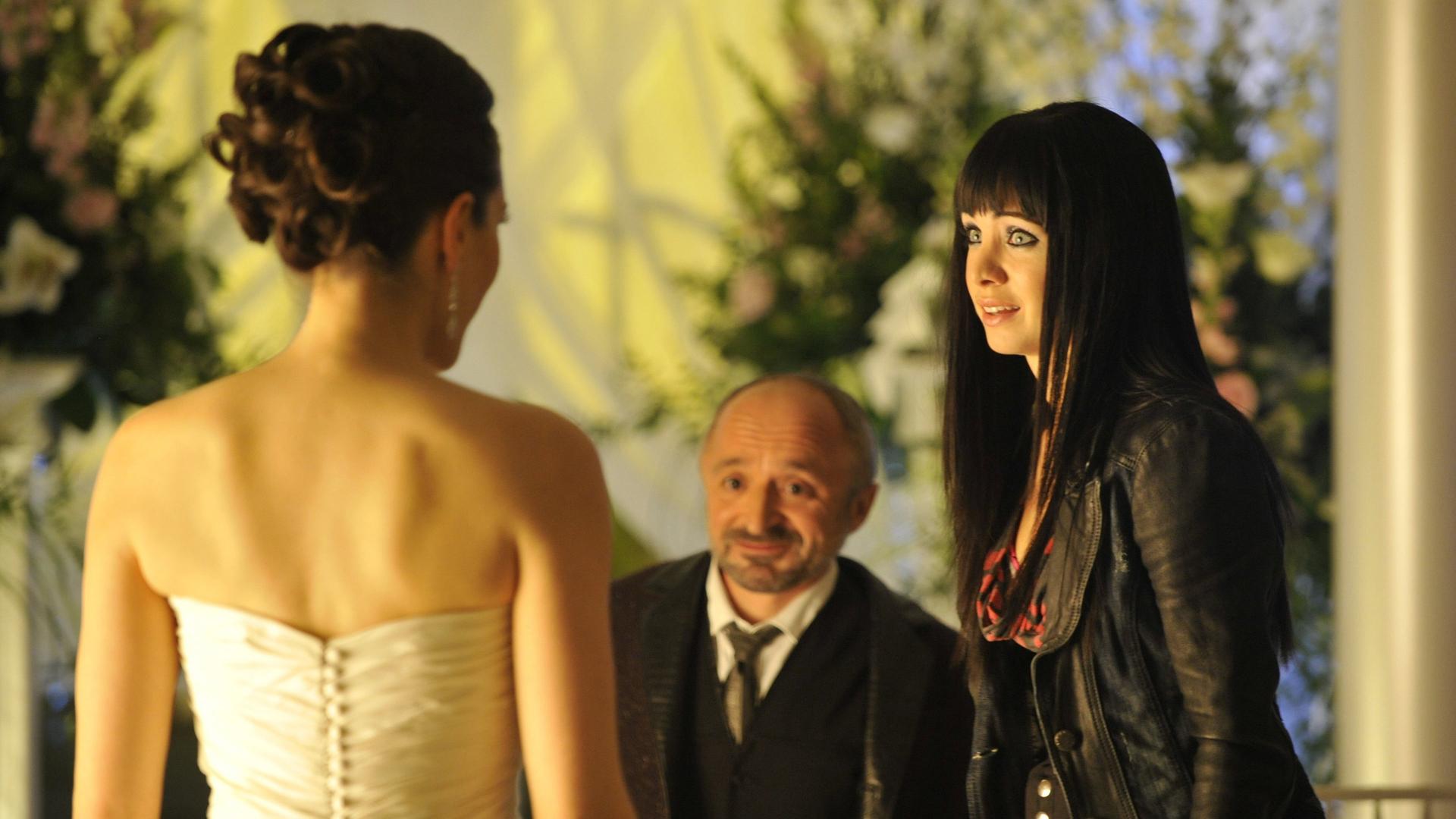 Still from Fae-nted Love