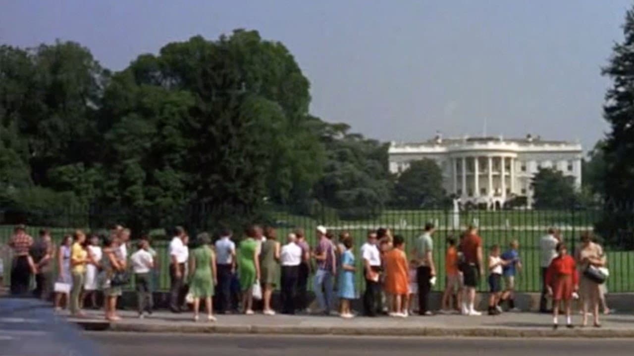 Still from Gomer Says Hey to the President