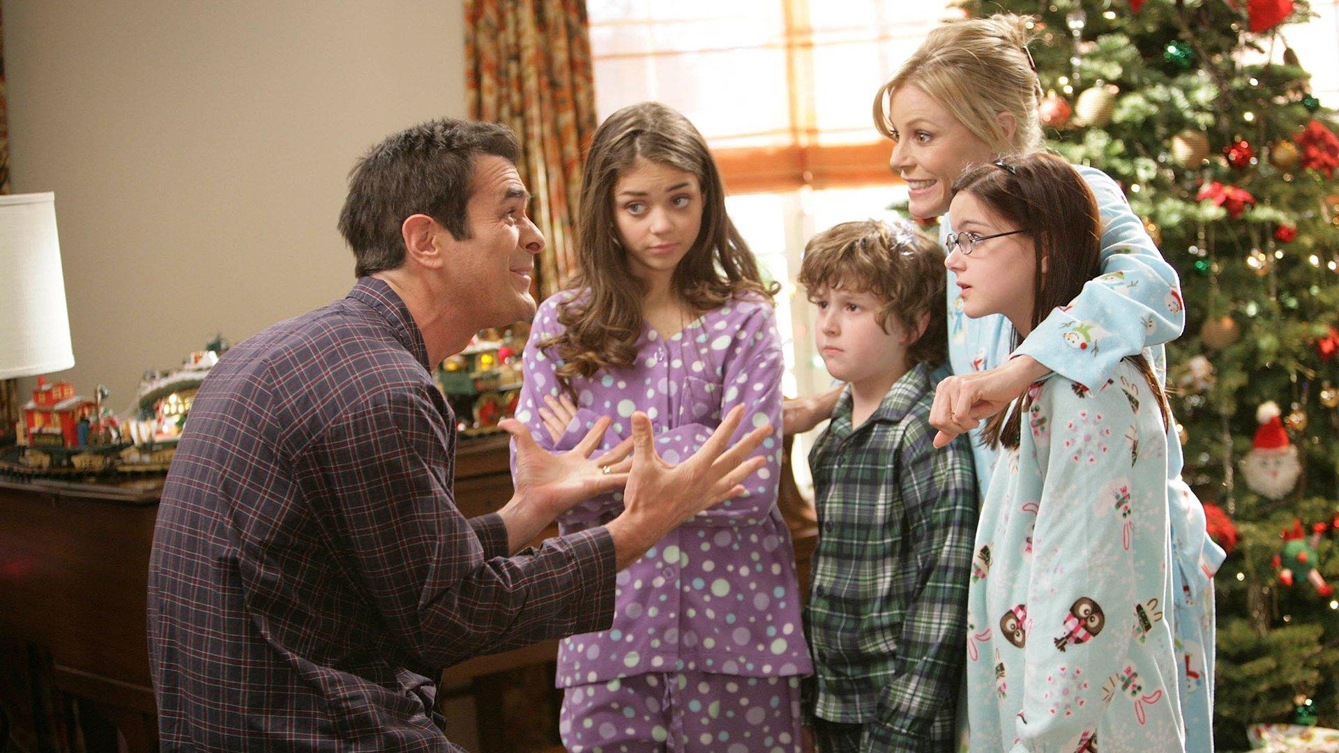 Still from Undeck the Halls