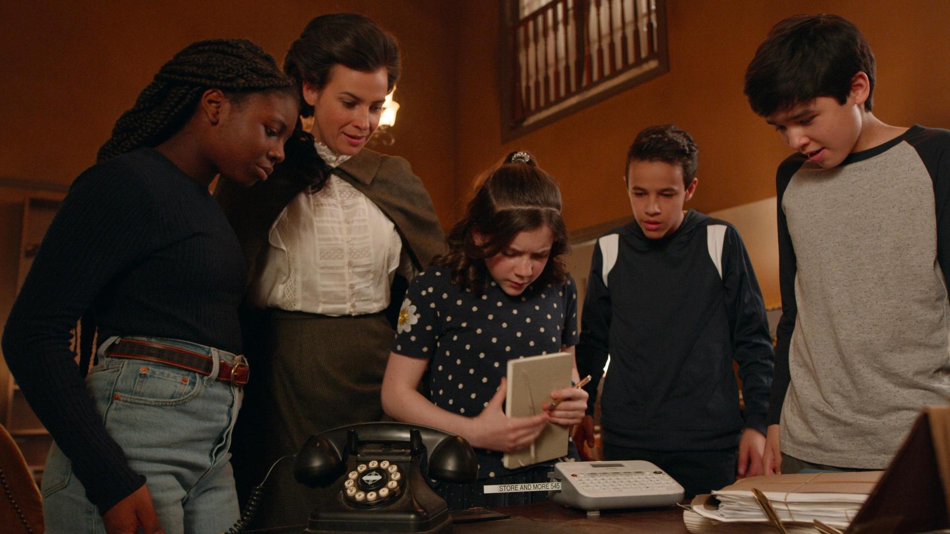 Still from The Case of the Missing Ghost (2)
