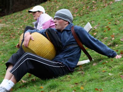 Still from Don't Let a Cheese Hit Me